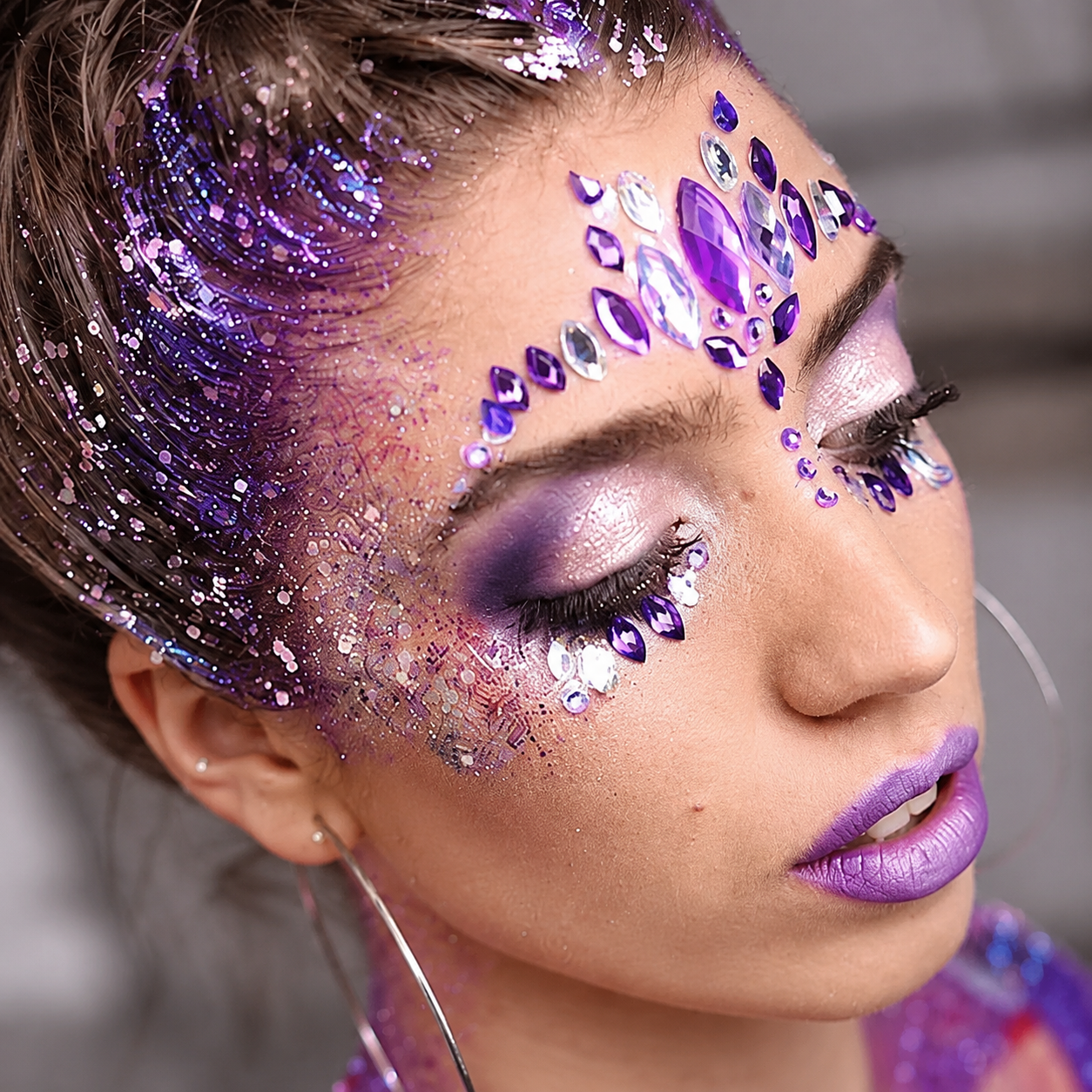 Glitter shade 11 model look
