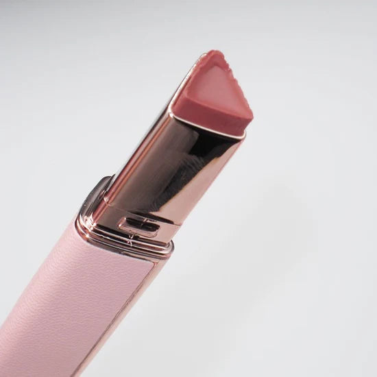 Lip-Plumping Glossy Lip Balm