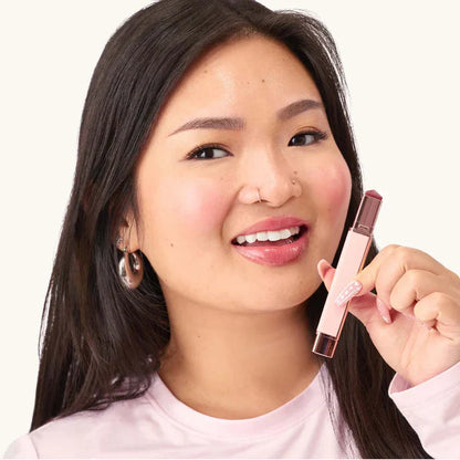 Lip-Plumping Glossy Lip Balm