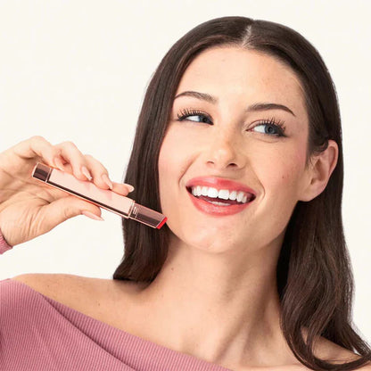 Lip-Plumping Glossy Lip Balm